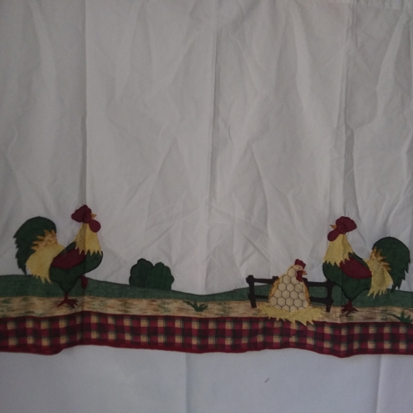 Curtains - Picture 3 of 3